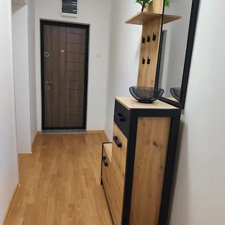 Apartament Bedroom In Aerodrom Near Center Of The *